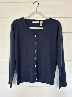 Stephanie Rogers Dark Blue V-Neck Button Down Cardigan, Size Medium.